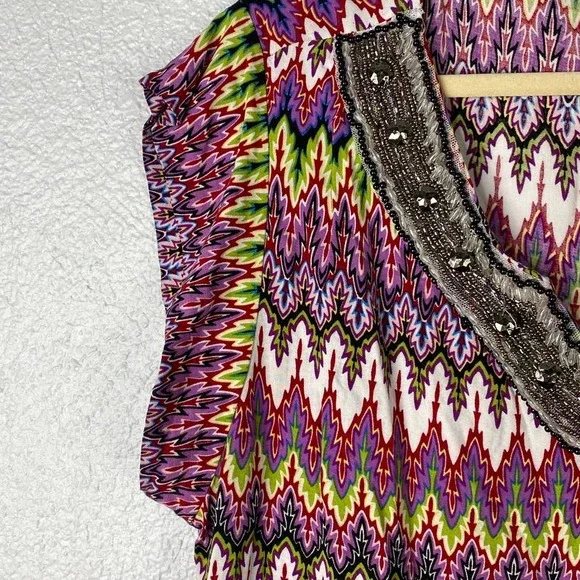 Cato Top Size 18/20 Womens Plus Colorful Print Cap Sleeve Beaded V-Neck - Picture 3 of 8